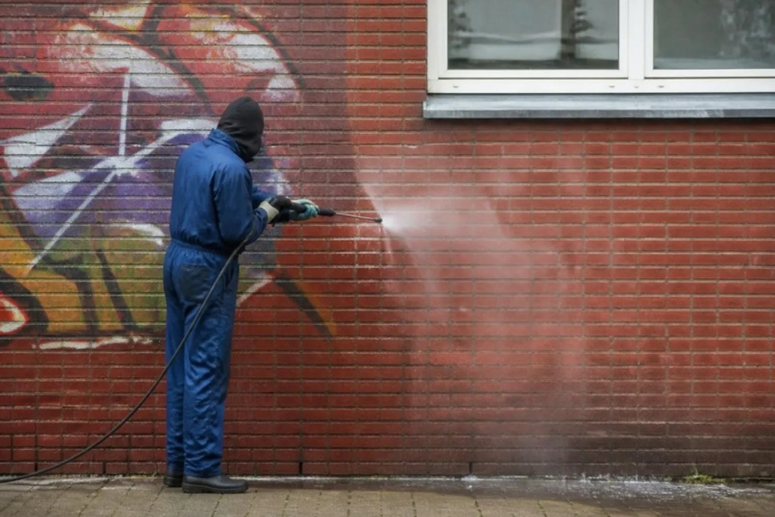 Graffitirens, K&D Udendørsservice ApS, billede 1